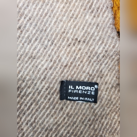 Il Moro Firenze Unisex Scarf Tan Made In Italy 50% Cashmere 50% wool - Picture 3 of 6